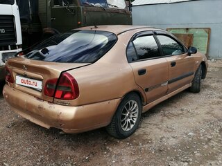 1999 Mitsubishi Carisma I Рестайлинг, золотистый, 200000 рублей, вид 4