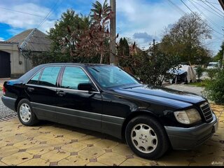 1994 Mercedes-Benz S-Класс 320 III (W140), чёрный, 5000000 рублей, вид 1