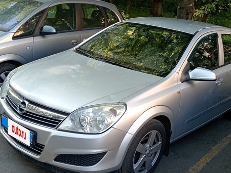 2008 Opel Astra H Рестайлинг, серебристый, 540000 рублей, вид 1