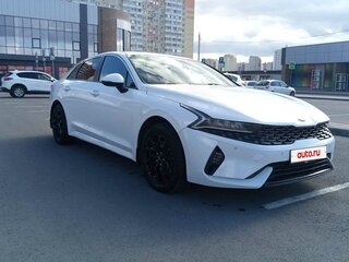 2021 Kia K5 III, белый, 2310000 рублей, вид 1