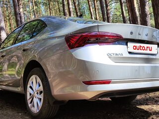 2021 Skoda Octavia IV (A8), бежевый, 2750000 рублей, вид 4