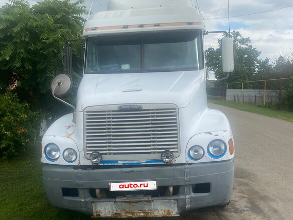 2003 Freightliner FLC, белый, 1200000 рублей - вид 5
