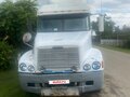 2003 Freightliner FLC, белый, 1200000 рублей - вид 5