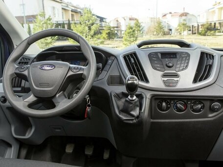 2018 Ford Transit, белый, 2500000 рублей, вид 5