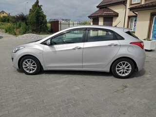 2013 Hyundai i30 II, серебристый, 910000 рублей, вид 2