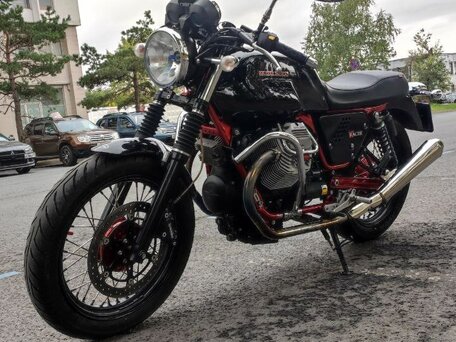 2013 Moto Guzzi V 7, чёрный, 500000 рублей, вид 3