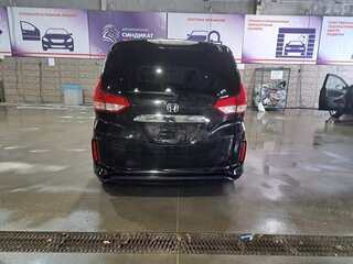 2019 Honda Freed+ II Рестайлинг, чёрный, 1700000 рублей, вид 2