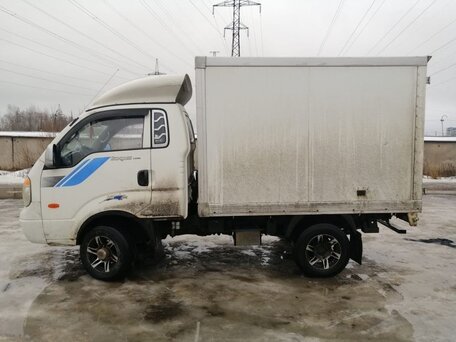 2011 Kia Bongo, белый, 800000 рублей, вид 2