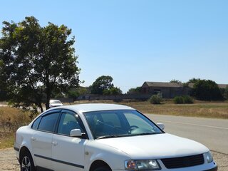 1999 Volkswagen Passat B5, белый, 350000 рублей, вид 1