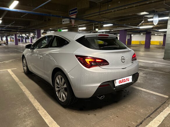 2012 Opel Astra GTC J Рестайлинг, серебристый, 990000 рублей - вид 17