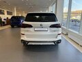 2025 BMW X5 40i IV (G05/G18) Рестайлинг, белый, 15500000 рублей - вид 4