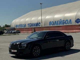 2006 Chrysler 300C SRT8 I, чёрный, 3000000 рублей, вид 4