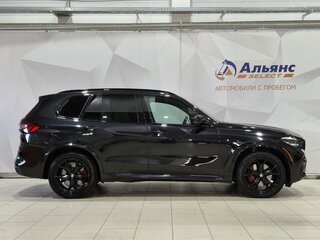 2021 BMW X5 40i IV (G05/G18), чёрный, 7350000 рублей, вид 2