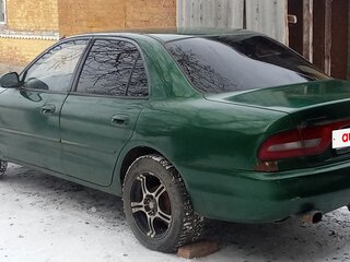1995 Mitsubishi Galant VII, зелёный, 200000 рублей, вид 3