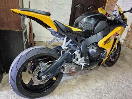 2008 Honda CBR 1000 RR/RA Fireblade, золотистый, 550000 рублей, вид 2