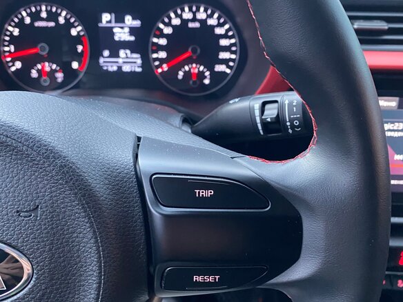 2021 Kia Rio IV Рестайлинг, белый, 1990000 рублей - вид 11