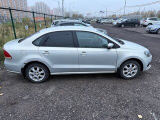 2011 Volkswagen Polo V, серый, 430000 рублей, вид 3