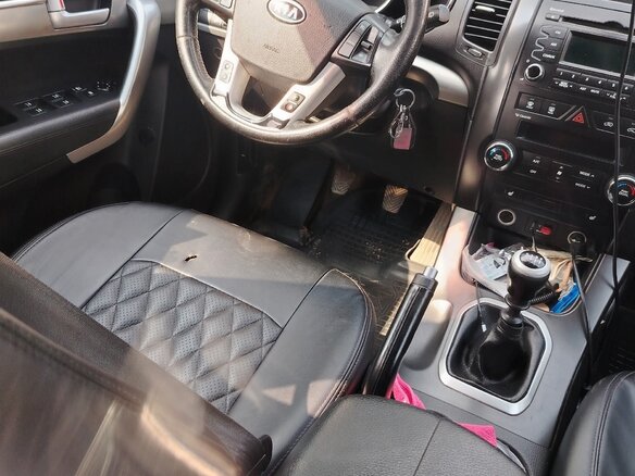 2012 Kia Sorento II, чёрный, 1250000 рублей - вид 4