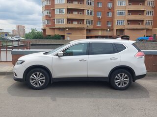 2017 Nissan X-Trail III, белый, 2200000 рублей, вид 3