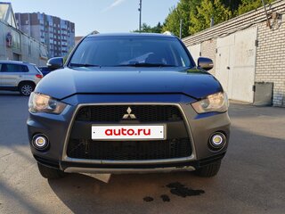 2009 Mitsubishi Outlander II Рестайлинг, серый, 880000 рублей, вид 2