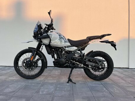 2026 Royal Enfield Himalayan, серый, 610000 рублей, вид 4