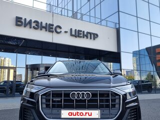 2019 Audi Q8 55 TFSI I (4M), чёрный, 5300000 рублей, вид 2