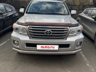 2012 Toyota Land Cruiser 200 Series Рестайлинг 1, серебристый, 3900000 рублей, вид 1
