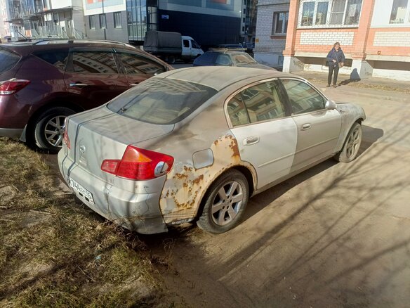 2001 Nissan Skyline XI (V35), серый - вид 1