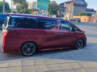 2019 Toyota Vellfire II Рестайлинг, красный, 4190000 рублей, вид 3