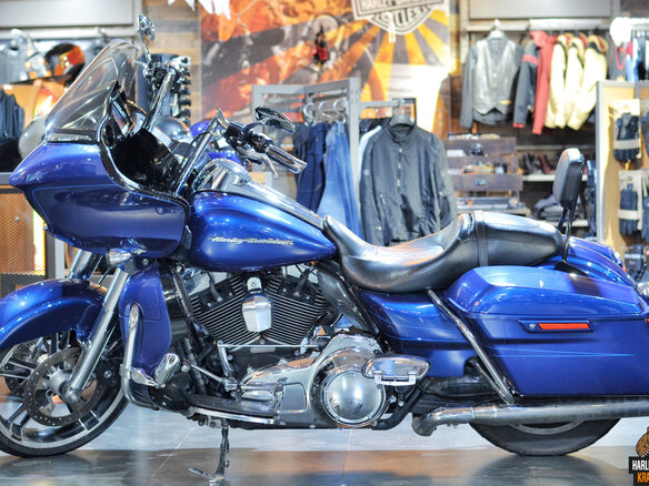 2016 Harley-Davidson Road Glide Special, синий, 1650000 рублей - вид 5