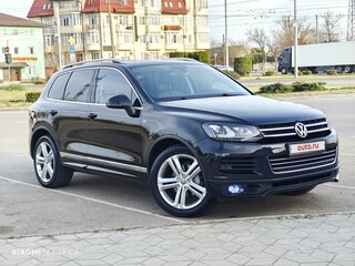 2012 Volkswagen Touareg II, чёрный, 2150000 рублей, вид 4