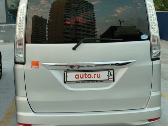 2013 Nissan Serena IV (C26), серый, 1400000 рублей - вид 3