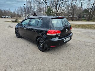 2011 Volkswagen Golf VI, чёрный, 650000 рублей, вид 3