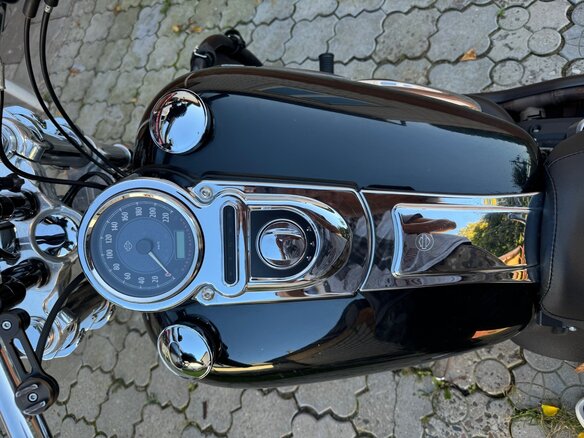 2013 Harley-Davidson Fat Bob, чёрный, 1000000 рублей - вид 2