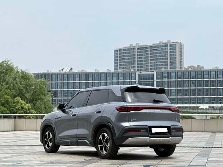 2025 BYD Yuan Up 45.12 kWh, серый, 1870000 рублей, вид 4