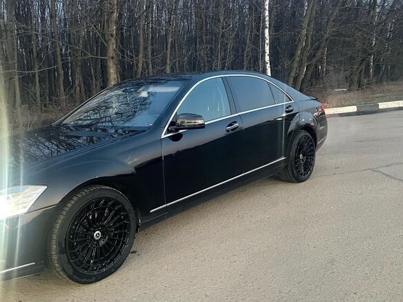 2010 Mercedes-Benz S-Класс 350 V (W221) Рестайлинг, чёрный, 1550000 рублей - вид 5