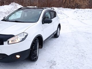 2013 Nissan Qashqai I Рестайлинг, белый, 1250000 рублей, вид 1