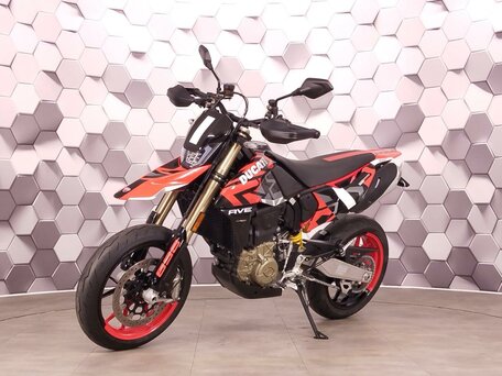 2024 Ducati Hypermotard, красный, 1149000 рублей, вид 2