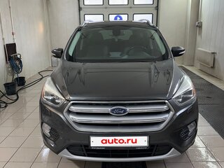 2017 Ford Kuga II Рестайлинг, серый, 1850000 рублей, вид 2