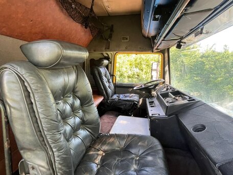 1993 Volvo FH, жёлтый, 1250000 рублей, вид 5