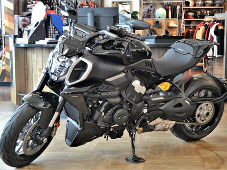 2025 Ducati Diavel V4, чёрный, 3300000 рублей, вид 2