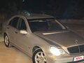 2003 Mercedes-Benz C-Класс 180 II (W203), белый, 650000 рублей - вид 1