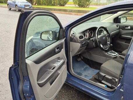2010 Ford Focus II Рестайлинг, синий, 550000 рублей, вид 5