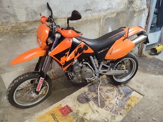 KTM 640 LC4 Supermoto