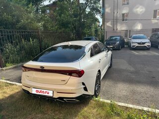 2020 Kia K5 III, белый, 2695000 рублей, вид 3