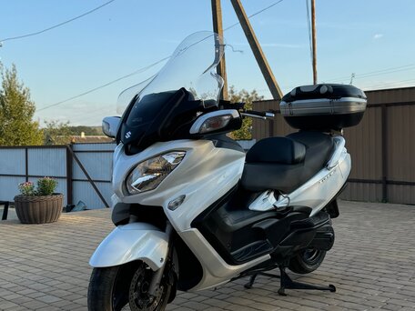 2013 Suzuki Burgman (SkyWave) 650, белый, 609000 рублей, вид 3