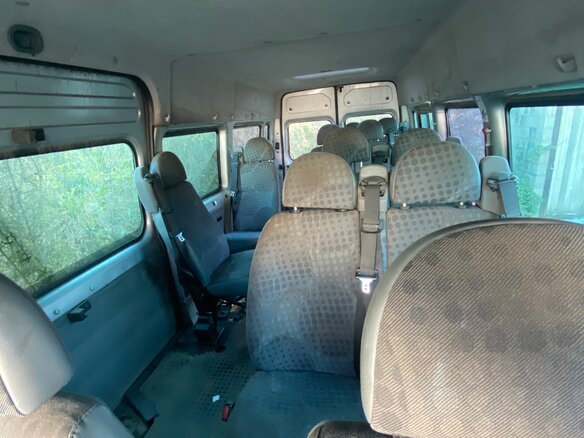 2008 Ford Transit, серебристый - вид 3
