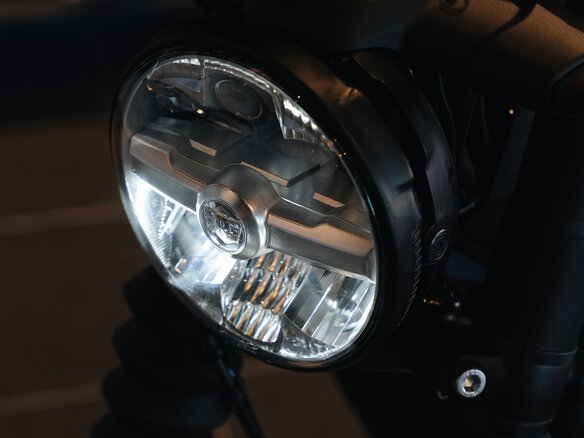 2026 Royal Enfield Guerrilla 450, синий, 559000 рублей - вид 19