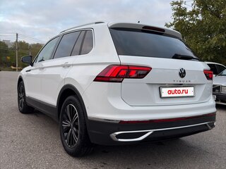 2021 Volkswagen Tiguan II Рестайлинг, белый, 3750000 рублей, вид 2