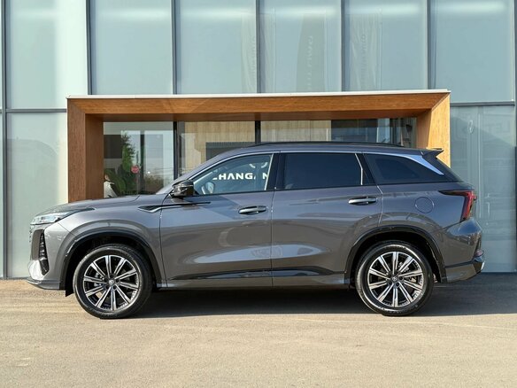 2025 Changan CS75 Plus III, серый, 4189900 рублей - вид 5
